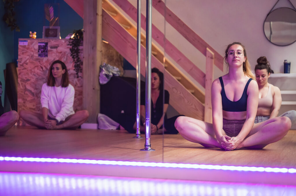 Wave Pole Studio Biarritz - Pole Dance - Studio / Classe cours de pole dance